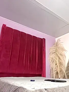 Snapshot of Shanelle__ chatting on 02-14-26, 12:46 Shanelle online show from 02-14-26, 12:46