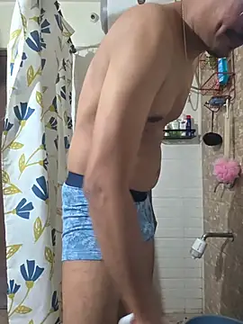 Snapshot of surfer_fun29 chatting on 12-14-25, 07:03 surfer fun29 online show from 12-14-25, 07:03