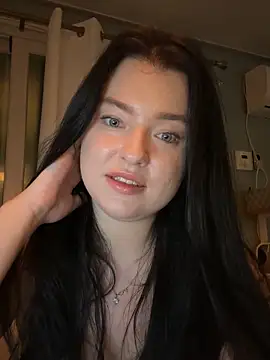 Snapshot of Angela_Fosterr chatting on 11-16-25, 02:44 Angela Fosterr online show from 11-16-25, 02:44