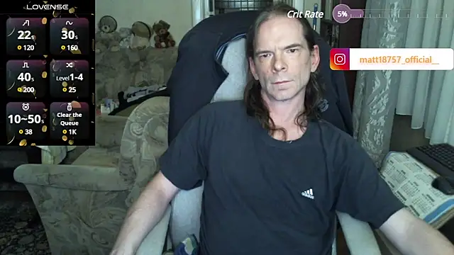 Snapshot of living_manors_2 chatting on 01-15-25, 11:51 living manors 2 online show from 01-15-25, 11:51