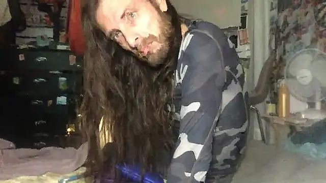 DownstairsSky online show from 10-25-25, 03:58