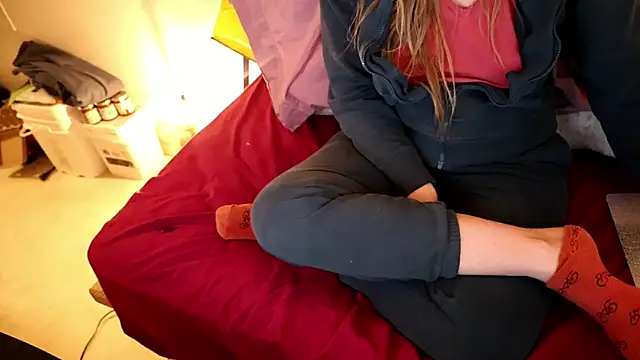 Snapshot of xxpixeyxx chatting on 02-13-26, 11:50 xxpixeyxx online show from 02-13-26, 11:50