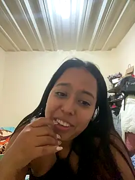 laila044 online show from 10-22-25, 09:03