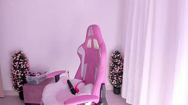 keissy rincon  online show from 12-21-25, 08:49