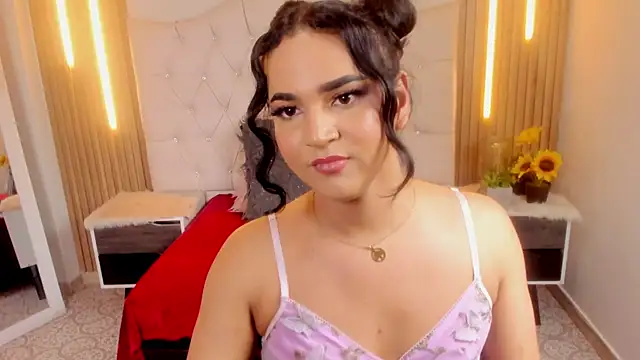 Snapshot of Andrys_ chatting on 10-10-25, 08:52 Andrys online show from 10-10-25, 08:52