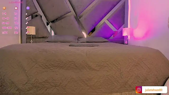 JulietaHazze online show from 11-19-25, 03:39