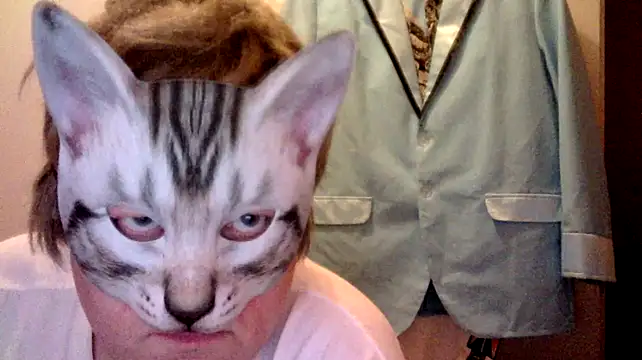 Snapshot of Sigorius chatting on 12-15-24, 02:52 Sigorius online show from 12-15-24, 02:52