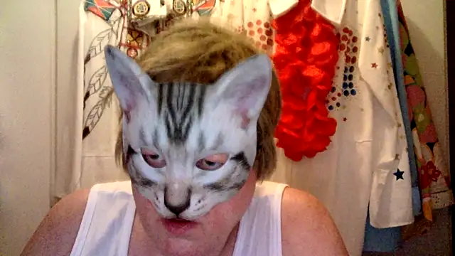 Snapshot of Sigorius chatting on 01-04-25, 11:59 Sigorius online show from 01-04-25, 11:59