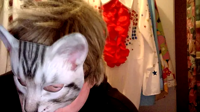 Snapshot of Sigorius chatting on 01-06-25, 03:53 Sigorius online show from 01-06-25, 03:53