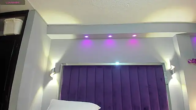 SaraRiley online show from 10-20-25, 10:32