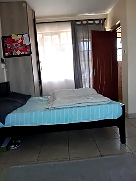 skiihot online show from 12-15-25, 10:30