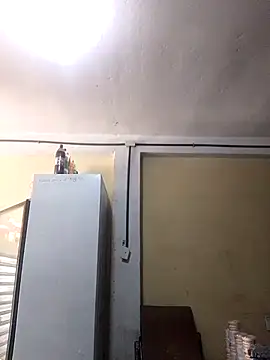 Snapshot of carlos17cmo chatting on 11-28-25, 05:04 carlos17cmo online show from 11-28-25, 05:04