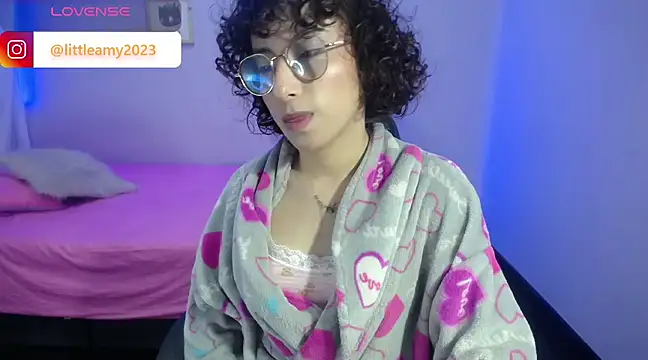 little  amy  online show from 01-06-25, 04:58