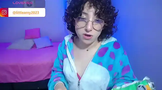 little  amy  online show from 01-09-25, 10:41