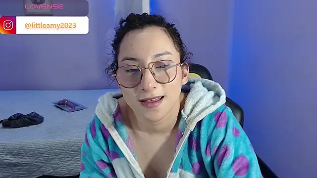 little  amy  online show from 01-31-25, 03:00
