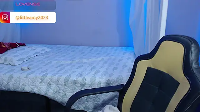 little  amy  online show from 02-06-25, 02:33