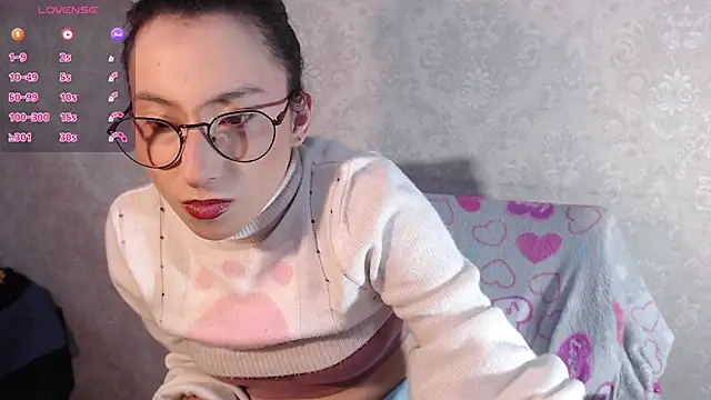 little  amy  online show from 11-04-25, 08:52