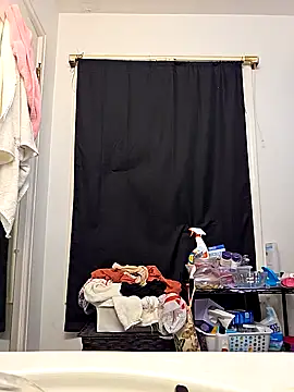 Snapshot of virgieblanca chatting on 10-14-25, 02:01 virgieblanca online show from 10-14-25, 02:01