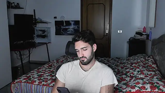 Alexox02 online show from 10-28-25, 08:44