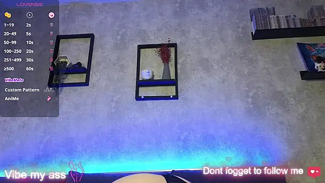 Snapshot of Vikki_White chatting on 03-21-25, 11:12 Vikki White online show from 03-21-25, 11:12