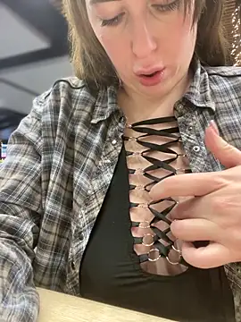 MommmyYummy online show from 10-28-25, 11:14