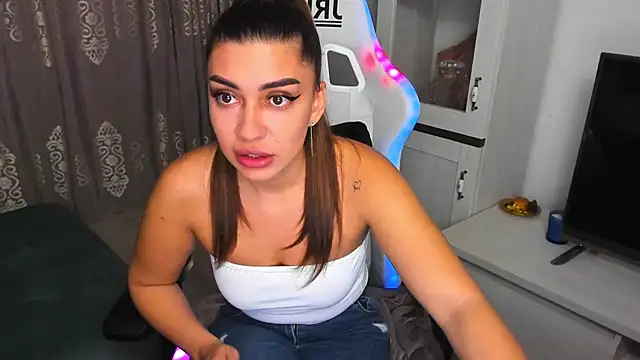 EveEvian online show from 01-24-25, 03:24