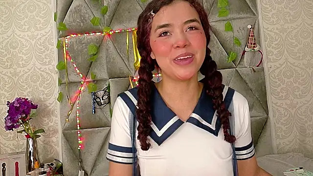 Angela lovee online show from 10-11-25, 12:47