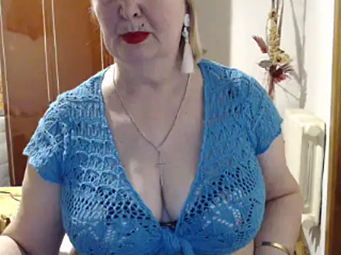 Secretfox online show from 03-08-25, 11:27