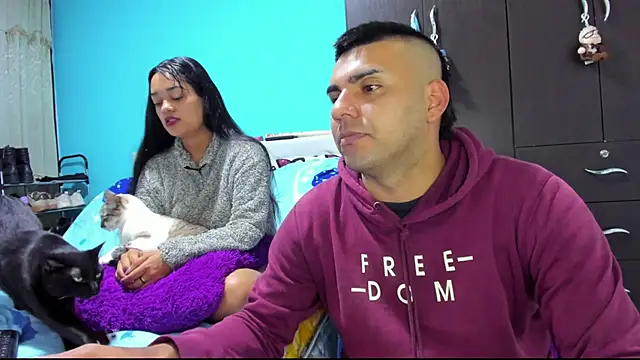 2ScarletandRyan8 online show from 12-23-25, 10:02