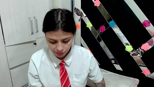 Snapshot of katery_wok11 chatting on 10-16-25, 05:36 katery wok11 online show from 10-16-25, 05:36