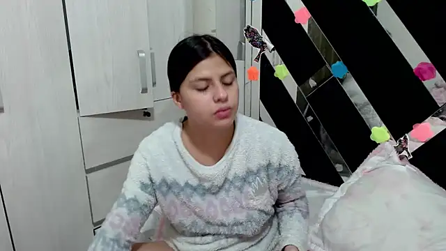 Snapshot of katery_wok11 chatting on 11-05-25, 07:14 katery wok11 online show from 11-05-25, 07:14