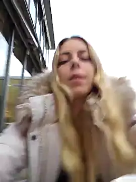 Snapshot of Mia_Railey chatting on 01-06-25, 02:25 Mia Railey online show from 01-06-25, 02:25