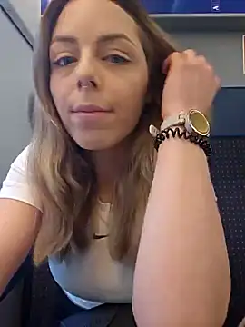 Snapshot of Mia_Railey chatting on 03-02-25, 10:56 Mia Railey online show from 03-02-25, 10:56