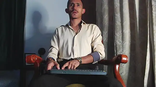 HomeAloneK online show from 01-06-25, 07:56
