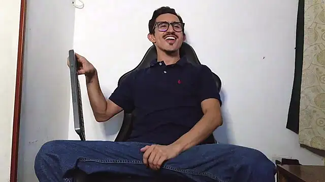 HomeAloneK online show from 02-11-26, 10:26