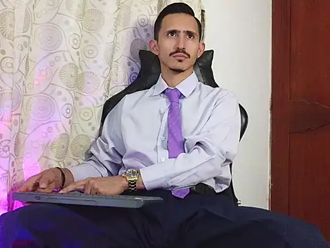 HomeAloneK online show from 04-14-26, 07:31