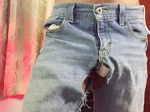 HomeAloneK online show from 04-15-26, 07:43