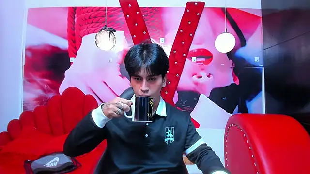 alex 477 online show from 10-28-25, 11:36