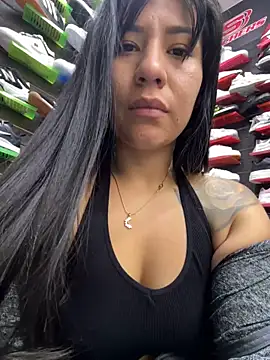 Snapshot of kim_monti chatting on 01-07-25, 01:24 kim monti online show from 01-07-25, 01:24