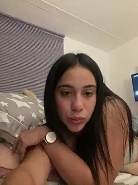 Gigi-bom online show from 12-16-24, 11:18