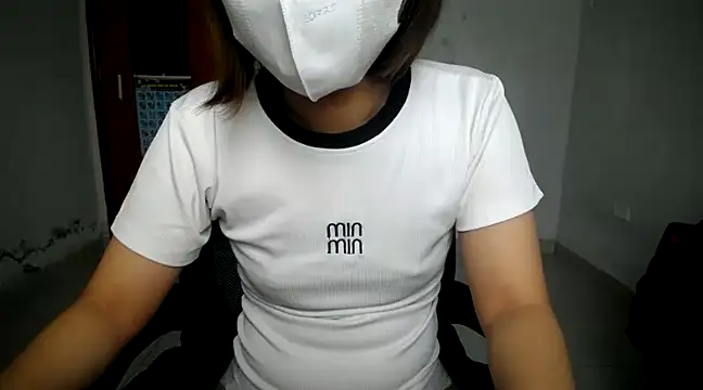 Snapshot of Michiko1 chatting on 01-28-25, 05:11 Michiko1 online show from 01-28-25, 05:11