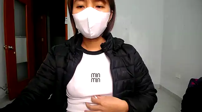 Snapshot of Michiko1 chatting on 01-28-25, 08:25 Michiko1 online show from 01-28-25, 08:25