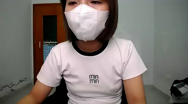 Snapshot of Michiko1 chatting on 02-03-25, 06:24 Michiko1 online show from 02-03-25, 06:24