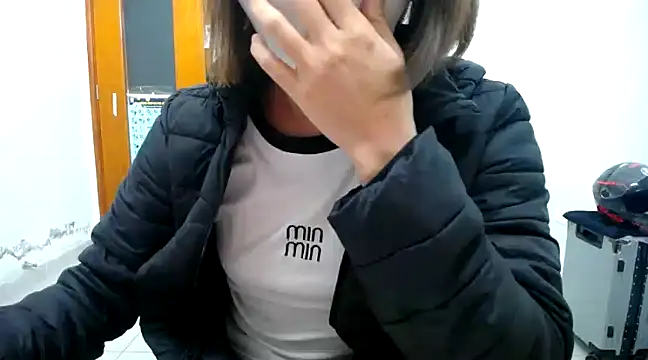 Snapshot of Michiko1 chatting on 02-07-25, 04:24 Michiko1 online show from 02-07-25, 04:24