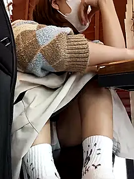 Snapshot of Michiko1 chatting on 02-14-25, 06:12 Michiko1 online show from 02-14-25, 06:12