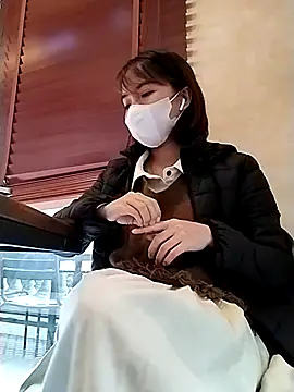 Snapshot of Michiko1 chatting on 02-20-25, 08:39 Michiko1 online show from 02-20-25, 08:39