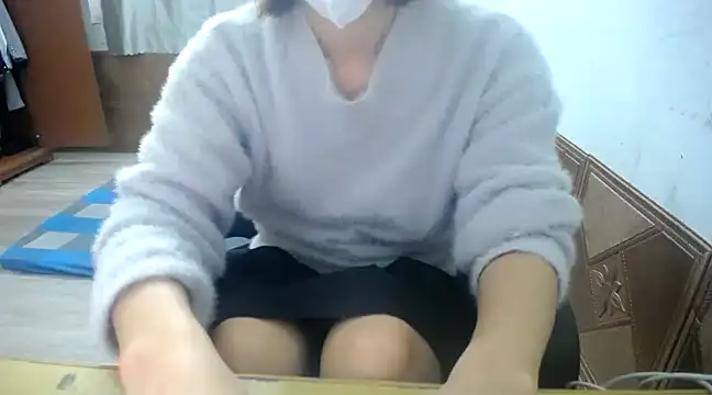 Snapshot of Michiko1 chatting on 02-24-25, 07:00 Michiko1 online show from 02-24-25, 07:00