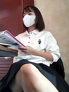 Snapshot of Michiko1 chatting on 03-10-25, 05:22 Michiko1 online show from 03-10-25, 05:22