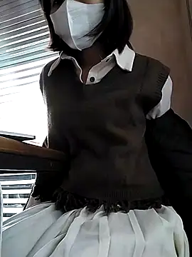 Snapshot of Michiko1 chatting on 03-18-25, 04:58 Michiko1 online show from 03-18-25, 04:58