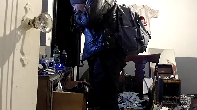 Snapshot of sledge901 chatting on 02-15-26, 12:14 sledge901 online show from 02-15-26, 12:14